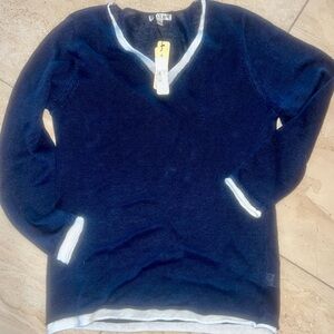 Avalin Navy Blue Linen V-Neck Tunic Sweater (Medium) resort